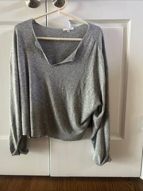 Z Supply Heather Gray V-Neck Relaxed Knit Top